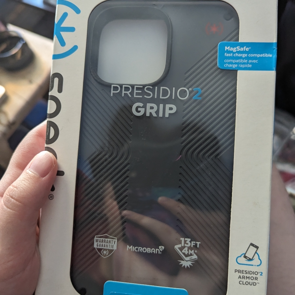 Grey iPhone 12 pro max speck presidio 2 grip phone case